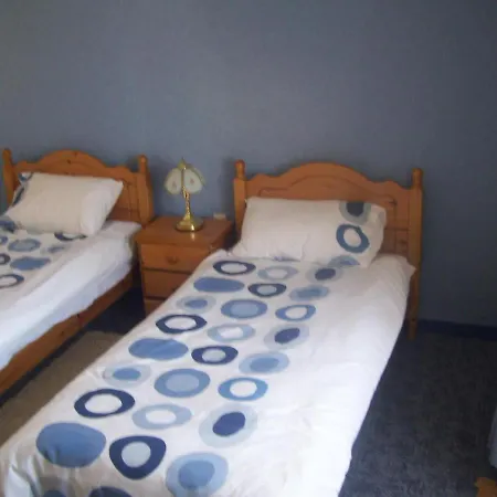 9 Guests - Pet Friendly In Rural West France Feriehus