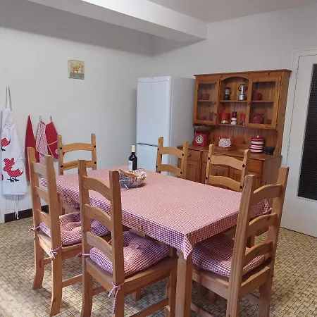 9 Guests - Pet Friendly In Rural West France Clussais-la-Pommeraie