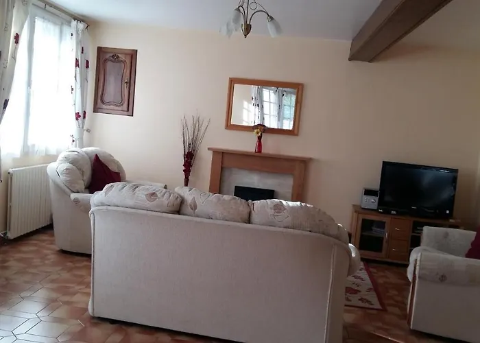 9 Guests - Pet Friendly In Rural West France بيت للعطل Clussais-la-Pommeraie