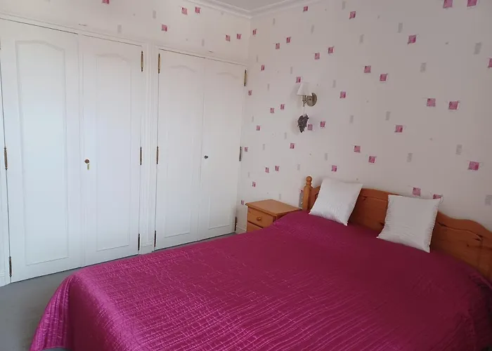 9 Guests - Pet Friendly In Rural West France *